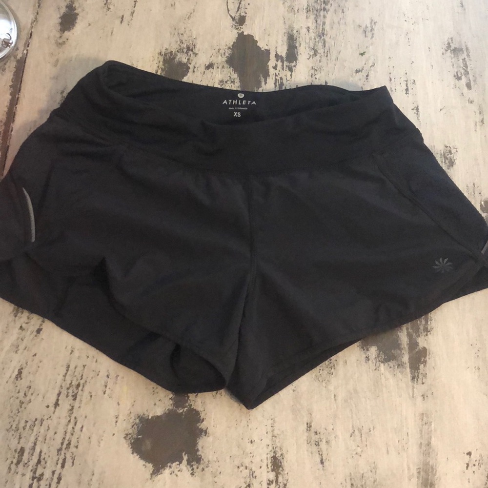 Athleta black short